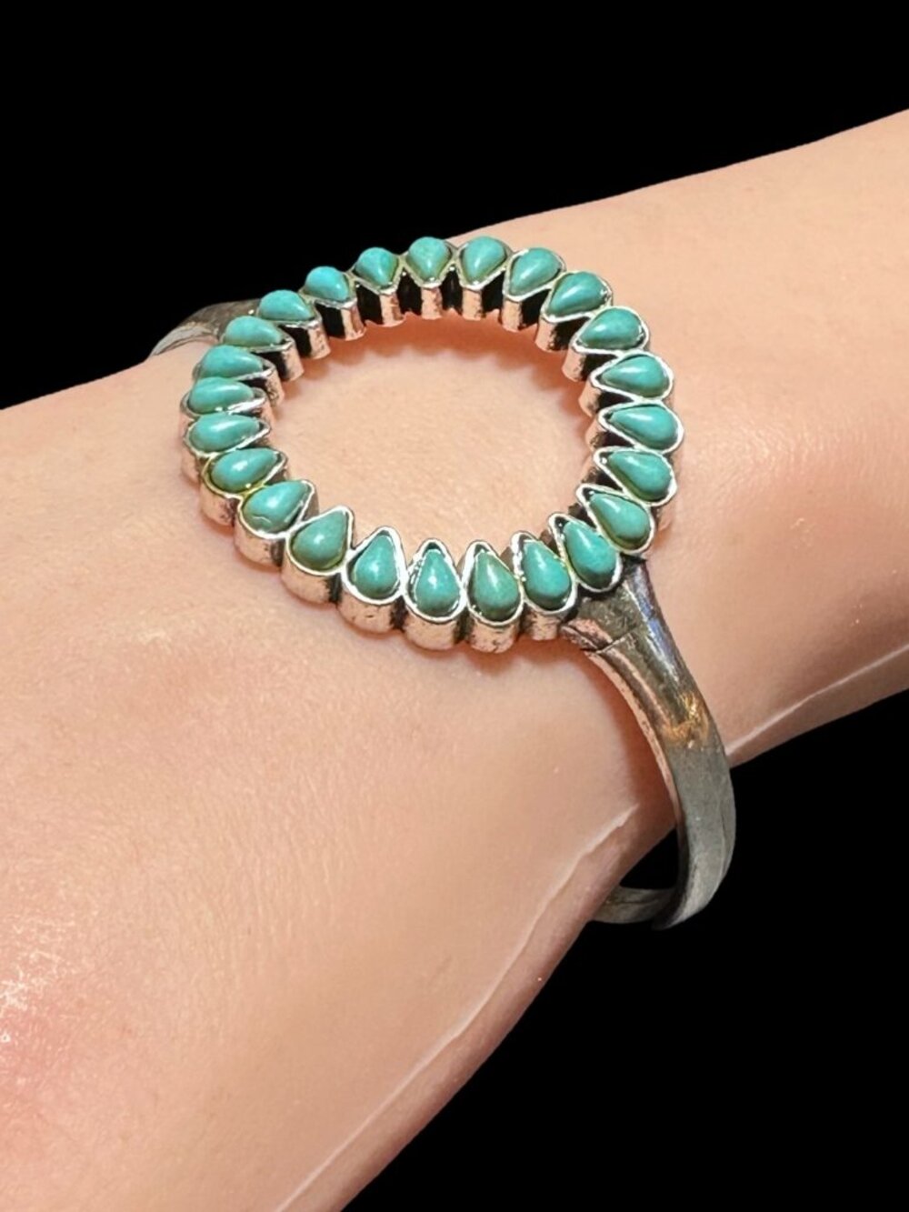 Southwestern Style Cuff Bracelet Silver Tone Blue Faux Turquoise Womens Jewelry - Picture 3 of 6